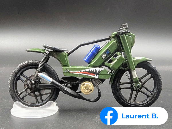 Maquette Peugeot 103 Custom Amrmy de Laurent