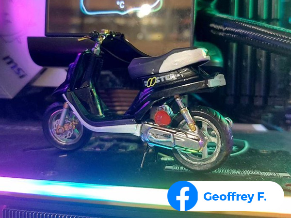 Maquette 1 18 du Booster de Geoffrey